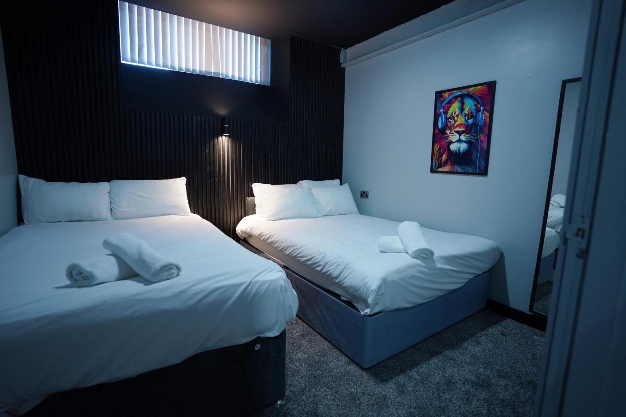 Nero Suite Sleeps Fourteen Manchester Eksteriør bilde